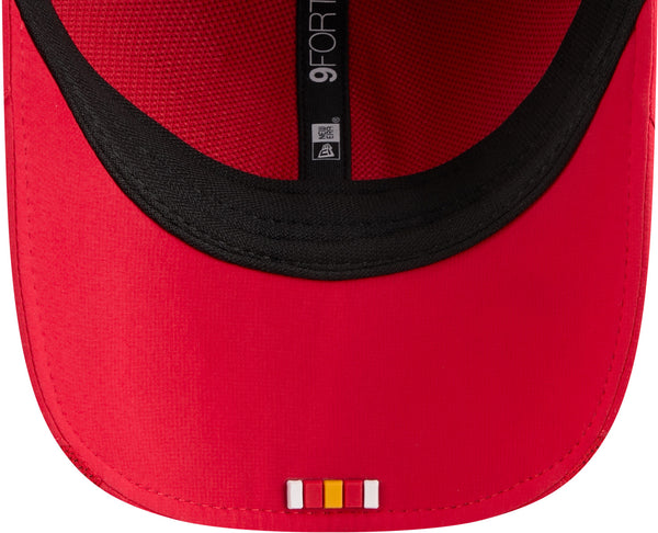 Kansas City Chiefs NFL Sideline 2025 New Era 9Forty M-Crown Team Cap